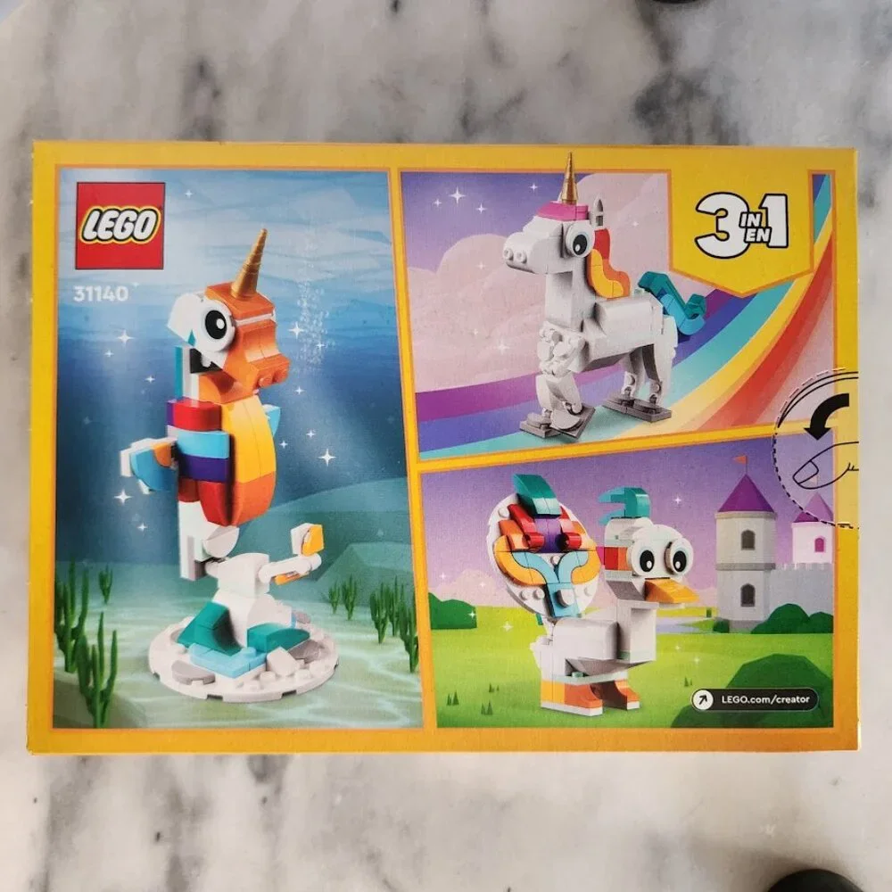 LEGO Creator 3 n1 Magical Unicorn Seahorse Peacock Rainbow 31140 Easter Basket G - Picture 7 of 13